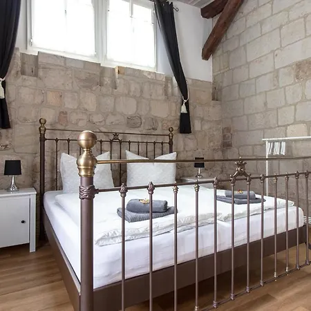 Ferienwohnung mit Brunnen Quedlinburg Exterior foto